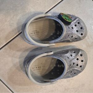 CROCS Kids Glittery Silver Clogs